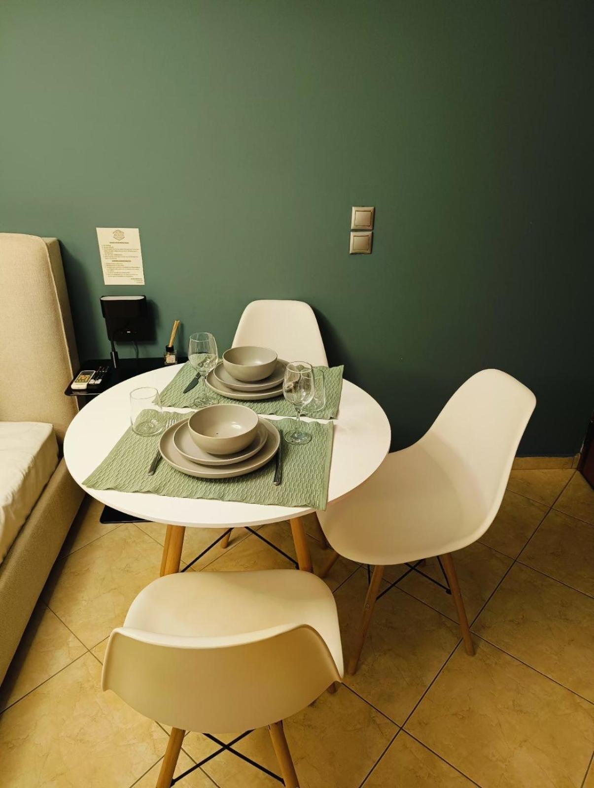 Aiolos Glyfada Super Lux Mini Apartment أثينا المظهر الخارجي الصورة